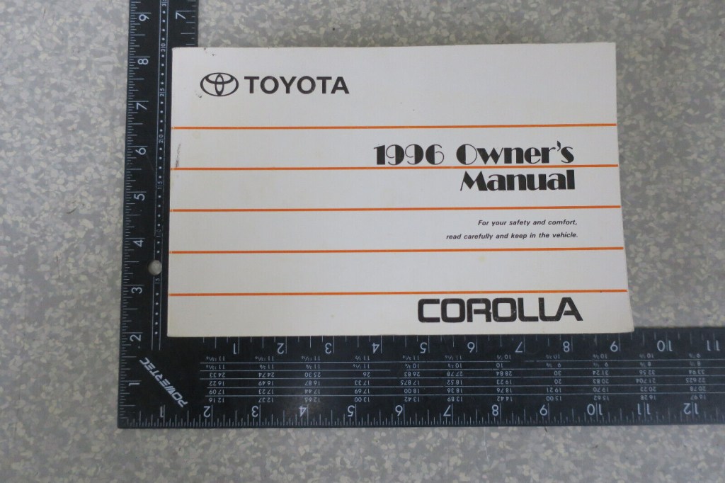Picture of: TOYOTA COROLLA OWNER’S MANUAL BOOK – FREE SHIPPING – OM