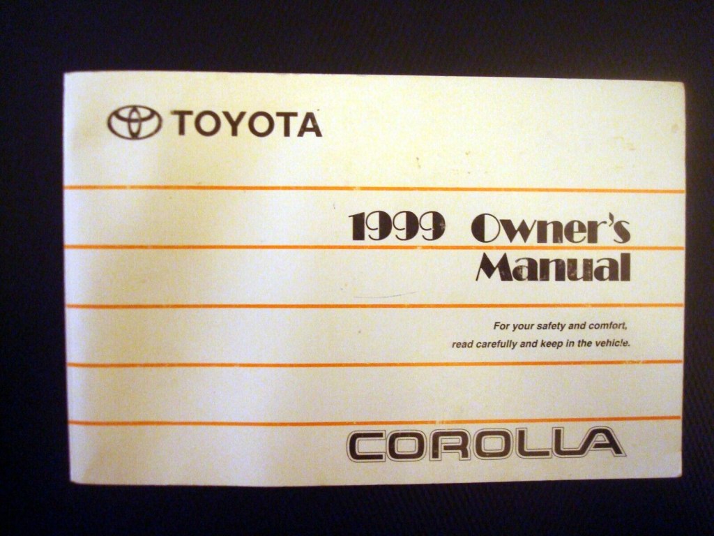 Picture of: TOYOTA COROLLA OWNERS MANUAL BOOK