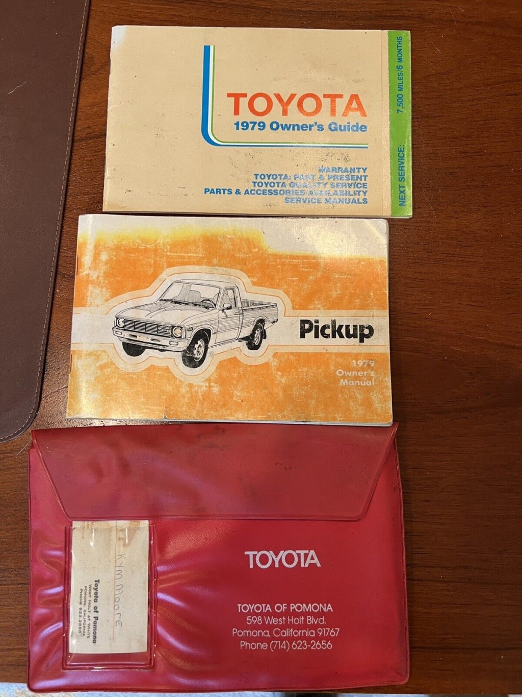 Picture of: Toyota Pickup Truck OEM Original Owner’s Manual guide POMONA vintage